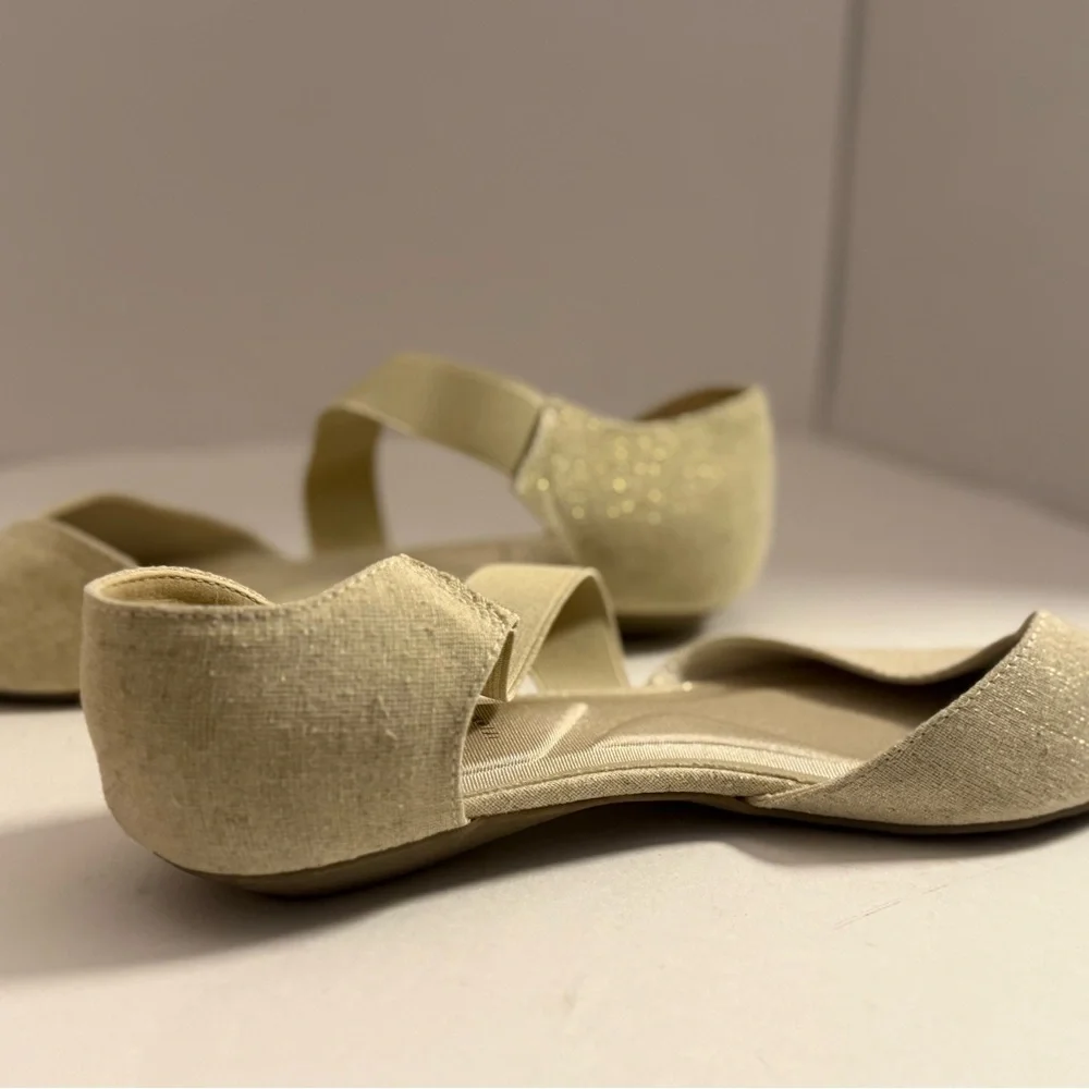 Anne Klein Orsolo Mary Jane Beige/Gold Sparkle Women's Flats Size 8.5